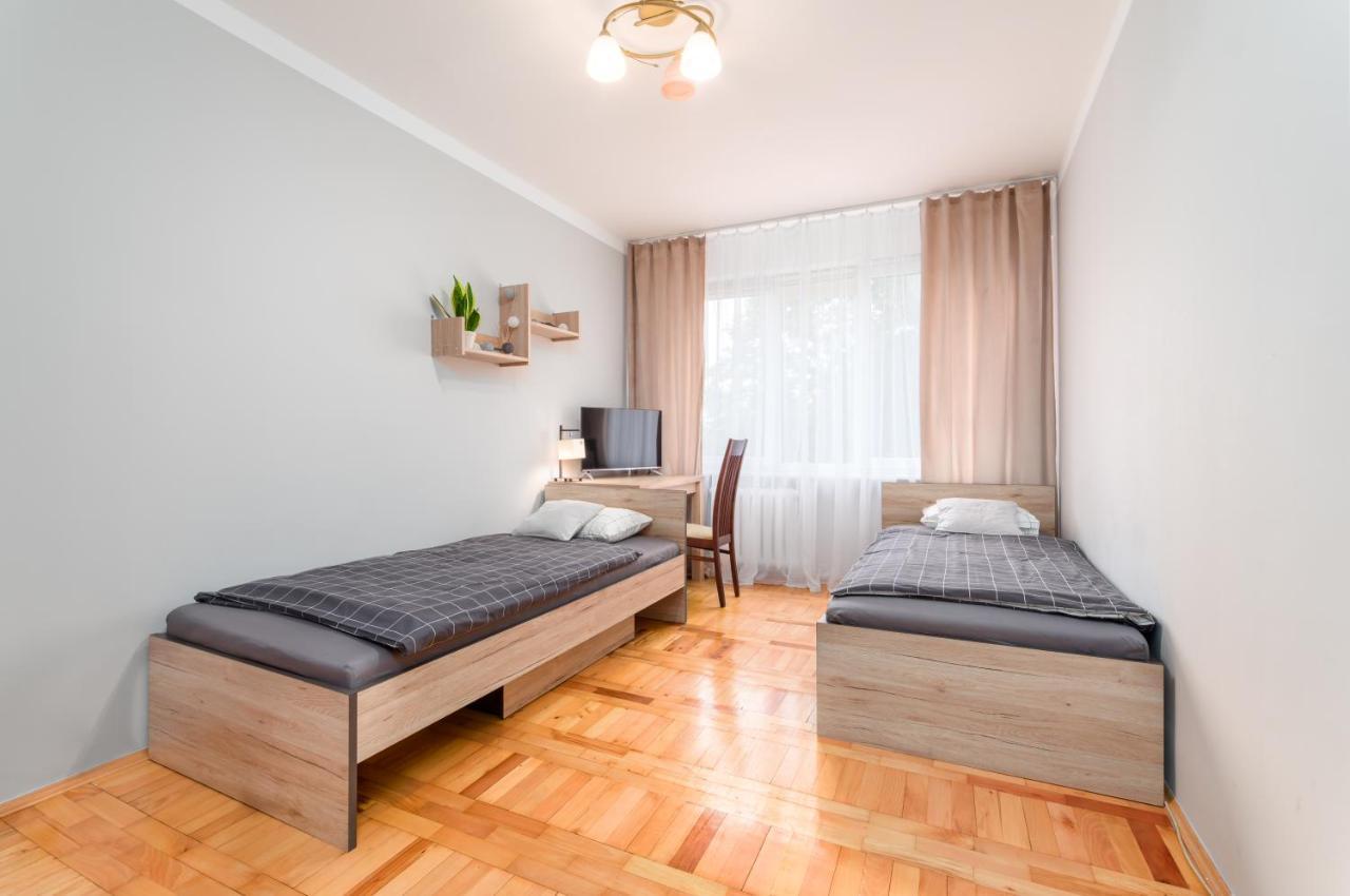 Two Bedrooms Apartment Faktura Fast Check-In 24H Rzeszów Esterno foto